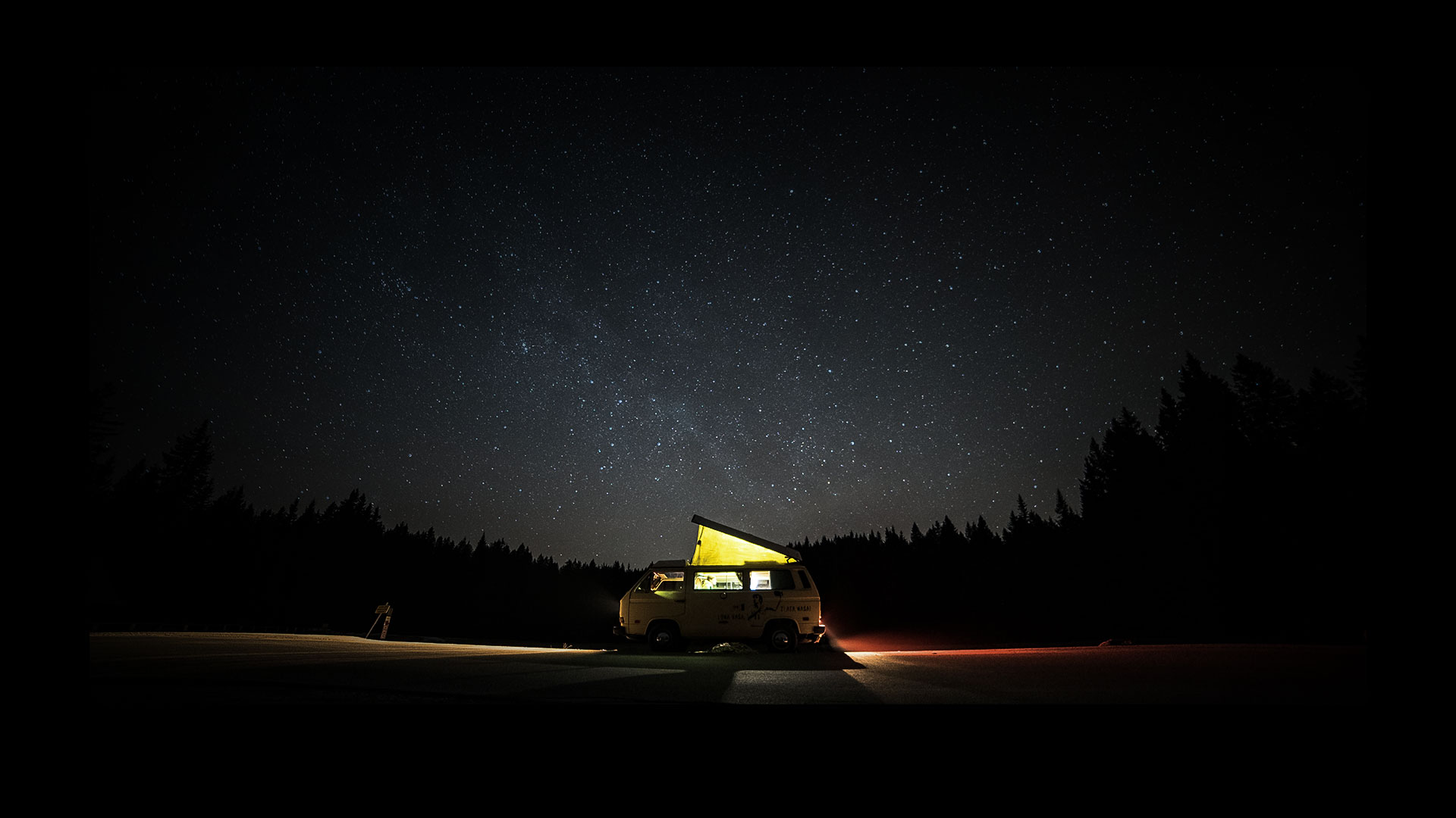 Think tomorrow.世界の明日を変えていく