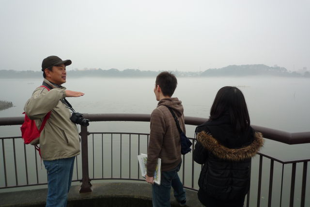 佐鳴湖の水の流れを説明して頂きました