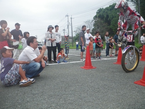 トライアル実演に大興奮